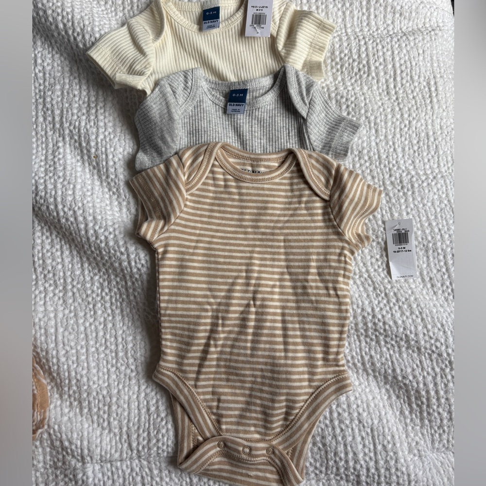 NEW 3 neutral baby onesies